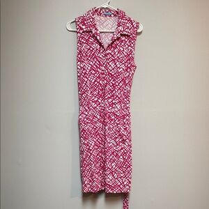 Sleeveless Pink and White Patterned Dress
